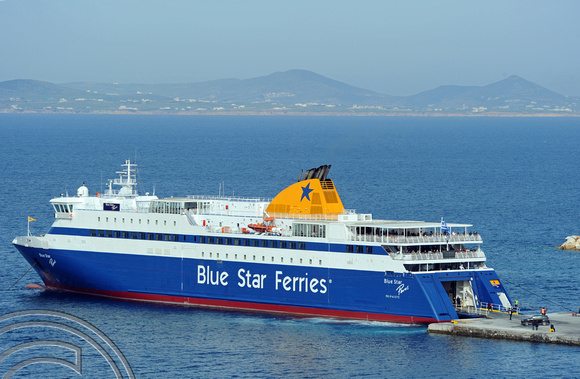 TD12174. Blue Star Paros. Naxos. Greece. 16.4.09.