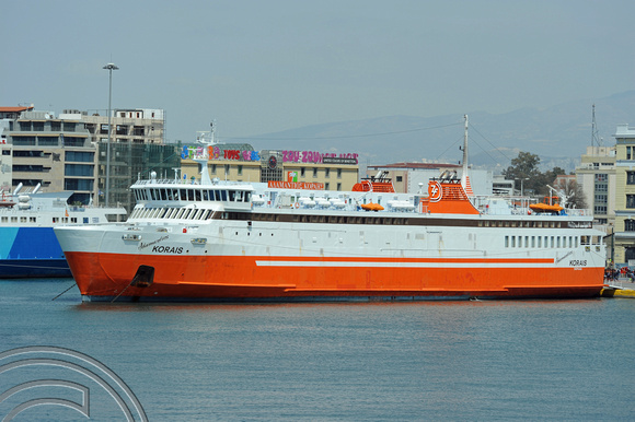 TD12423. Korais. Piraeus. Greece. 24.4.09.