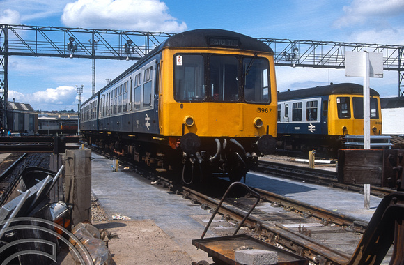 02736. B967 = 53612. 54230. B396 = 51133. Bristol Bath Rd depot open day. Bristol. 26.06.1991