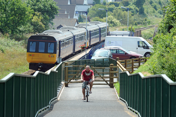 DG56109. Cycle trail and 142063. Lympstone. 23.6.10