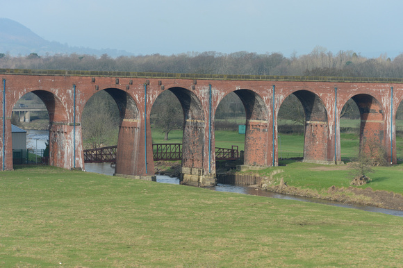 DG240398. Whalley viaduct. 13.2.16
