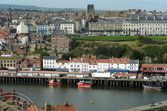 DG197507. The harbour. Whitby. 5.10.14.