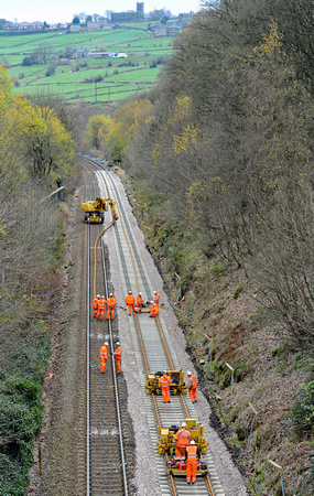DG235208. Laying new track. Luddenden. 22.11.15.