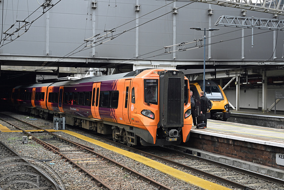 DG432851. 196111. 1M58. 0837 Hereford to Birmingham New Street. Birmingham New St. 12.11.2024.