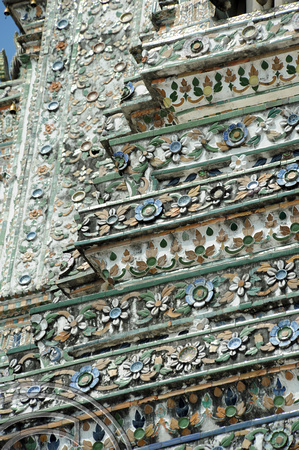 TD08327. Detail. Wat Arun. Bangkok. Thailand 2.1.09.
