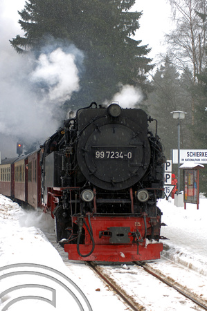 FDG3098. 99 7234. Schierke. Harz railway. Germany. 18.2.06.