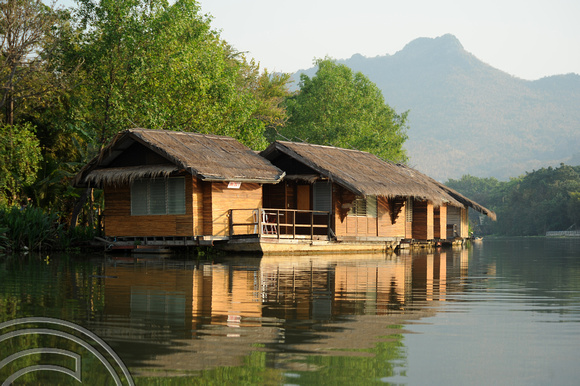 TD10261. Kwai river bungalows. Kanchanaburi. Thailand. 20.1.10.