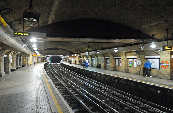 DG83283. Great Portland St station. London Underground. 6.6.11.