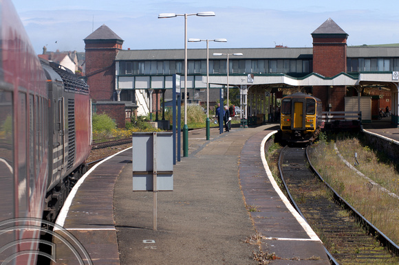 DG00968. Llandudno Junction. 21.5.04.