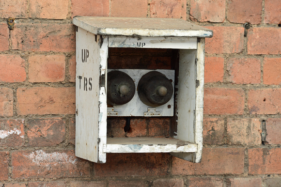 DG155482. Antique RTS buttons. Worcester Shrub Hill. 6.8.13.
