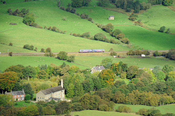 DG65515. Northern Class 142. Edale. 16.10.10.
