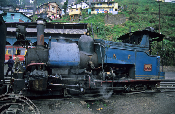 T6907. D&HR No 806. Darjeeling. W Bengal. India. 1998.