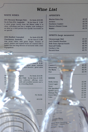 SDG06325. Wine list. The Blue Pullman. 3.5.06.
