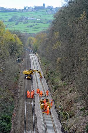 DG235220. Laying new track. Luddenden. 22.11.15.