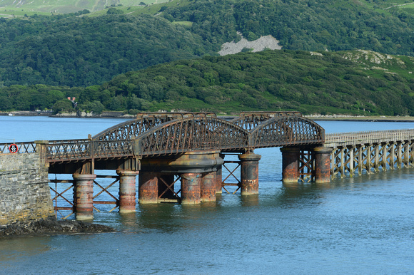 DG247507. The famous railway bridge. Barmouth. Wales. 3.7.16
