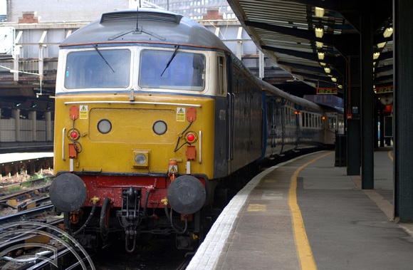 SDG06199. 47712. Victoria. 3.5.06.