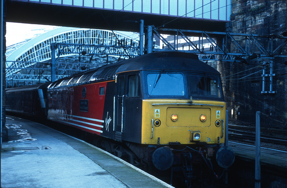 11587. 47848. 1A60. 15.10 to London Euston. Liverpool Lime St. 01.12.2002