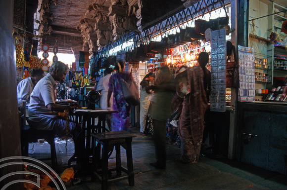 T6469. Market in an old temple building. Meenakshi temple. Madurai. India. January.1998