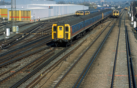 11849. 1888 and 5726. pass Wimbledon Park depot. London. 19.2 2003