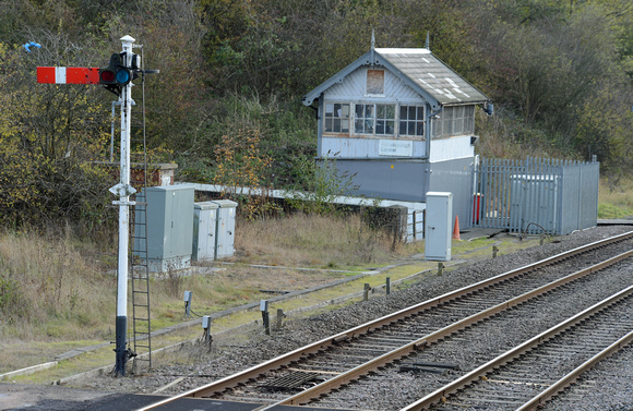 DG165176. Signal & signalbox. Gainsborough Central. 16.11.13.