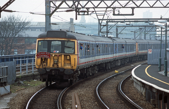 12035. 312781. 312792. Working 1Z31 Southend - Fenchurch St Class 312 farewell. Limehouse. 29.03.03