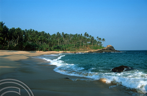 T14392. Looking East along the beach towards Tangalle. Goyambokka. Tangalle. Sri Lanka. 26.12.02