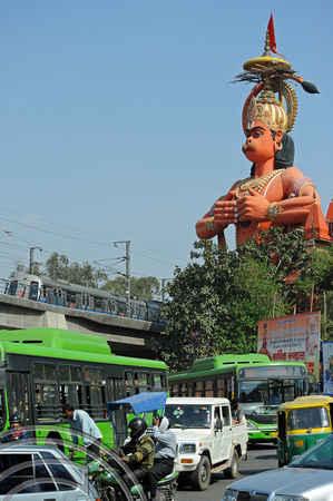 DG76122. Hanuman and the blue line. Jhandewalan. Delhi. India. 9.3.11.