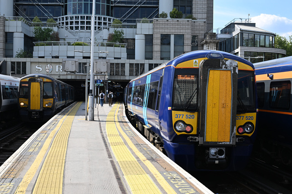 DG416703. 375916. 377520. 1U40 1632 London Charing Cross to Maidstone East. Charing Cross. 9.5.2024.