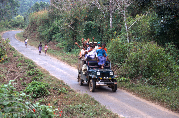 T6422. Local transport. Kerala. India. December.1997