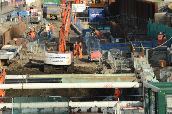 DG162567. Crossrail construction. Royal Victoria. 4.10.13.