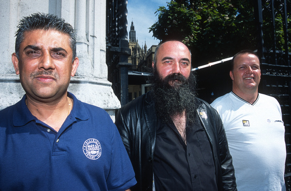 12378. Members of Willesden ASLEF protesting at Parliament SQ about the loss of Mail on Rail. 15.07.03