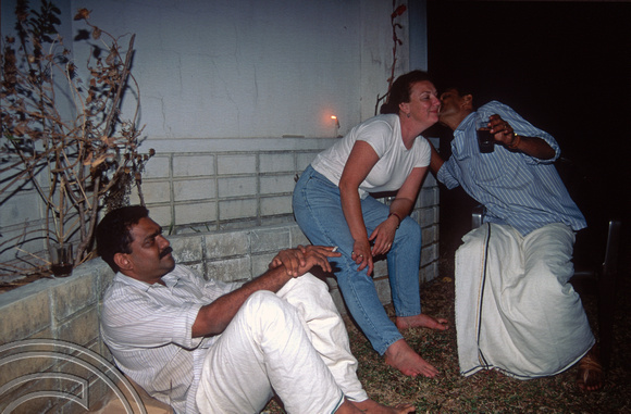 T6388. Joey. Alison. Simon. Kerala. India. December.1997