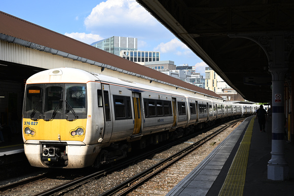 DG416705. 376027. 2V02. 1635 London Charing Cross to Hayes (Kent). Waterloo East. 9.5.2024.