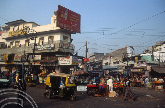 T4597. Streetlife. Paharganj. Old Delhi. India. January 1994.