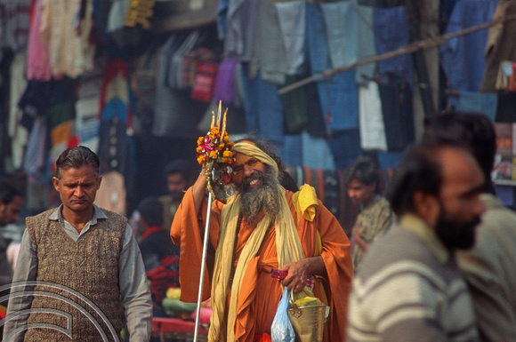 T4608. Holy man. The Paharganj. Old Delhi. India. January 1994.