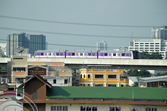 DG262607. Purple line train near Wong Sawang. Bangkok. Thailand. 11.1.17