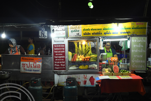DG262790. The night market. Krabi. Thailand. 13.1.17