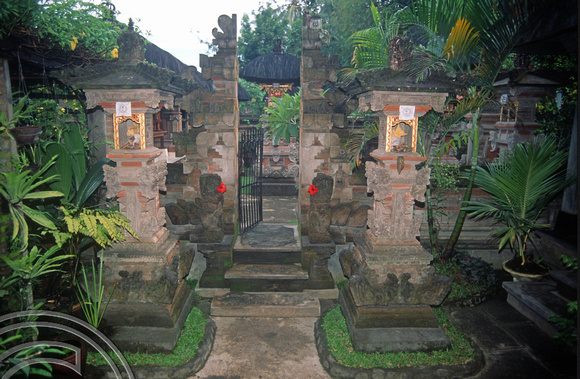 T4758. Family shrine. Ubud. Bali. Indonesia. December 1994