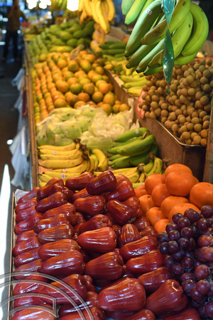 DG26301. Fruit on a market stall. Krabi. Thailand. 19.1.17