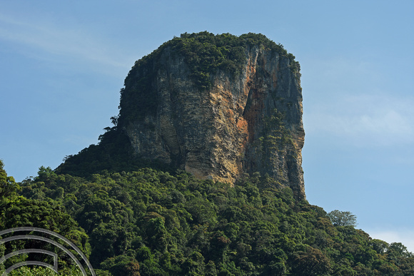DG263793. Limestone cliffs. Railay beach East. Krabi. Thailand. 31.1.17