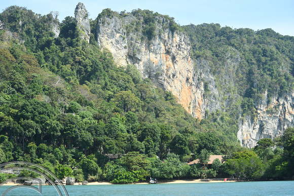 DG263810. Limestone cliffs. Railay beach East. Krabi. Thailand. 31.1.17