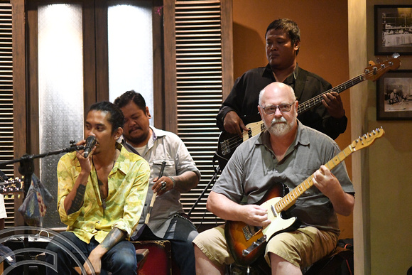 DG264007. Ralph jamming with the band. Ubud. Bali. Indonesia. 3.2.17