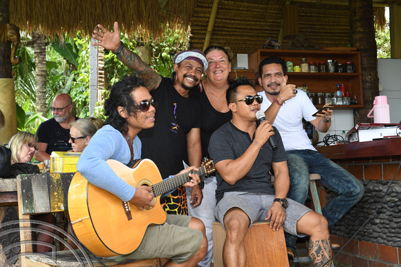 DG264210. Party time at Madali. Pejeng. Ubud. Bali. Indonesia. 5.2.17
