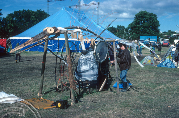 T02759. Sculpture. Glastonbury festival. June 1990
