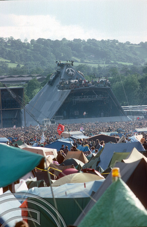 T02765. View of the stage. Glastonbury festival. June 1990