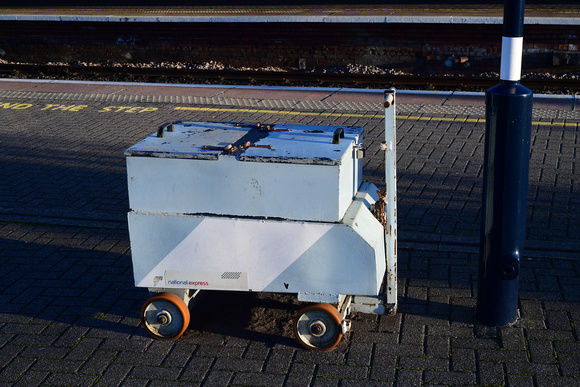 DG343451. Heritage HST coolant cart. Newcastle. 9.9.2020.