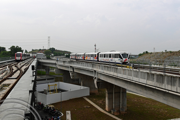 DG266902. 3016. 164. LRT. Putra Heights. Kuala Lumpur. Malaysia. 21.217