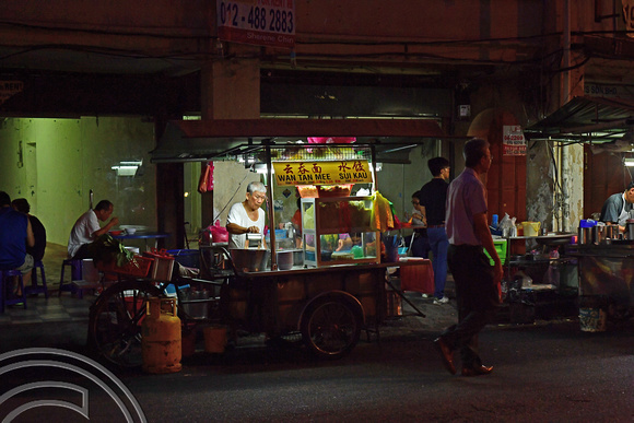 DG267088. Night food stalls. Lebuh Chulia. Georgetown. Penang. Malaysia. 22.2.17