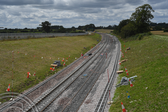 DG399909. E-W rail tracklaying seen from Sandill Rd. Steeple Claydon. 1.8.20
