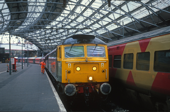 21058. 47851. Liverpool Lime St. 30.11.03